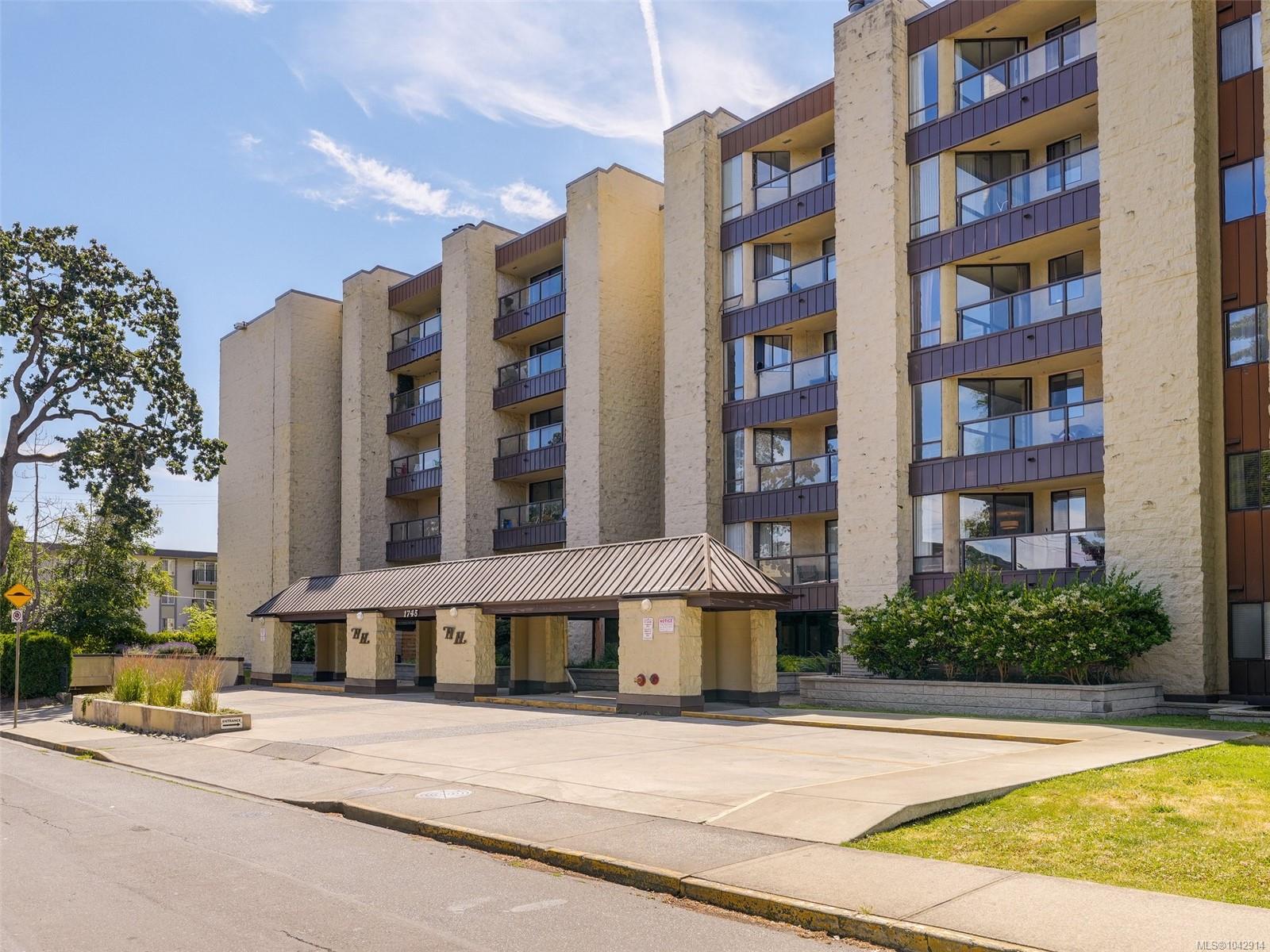 Unit 213, 1745 Leighton Rd, Victoria