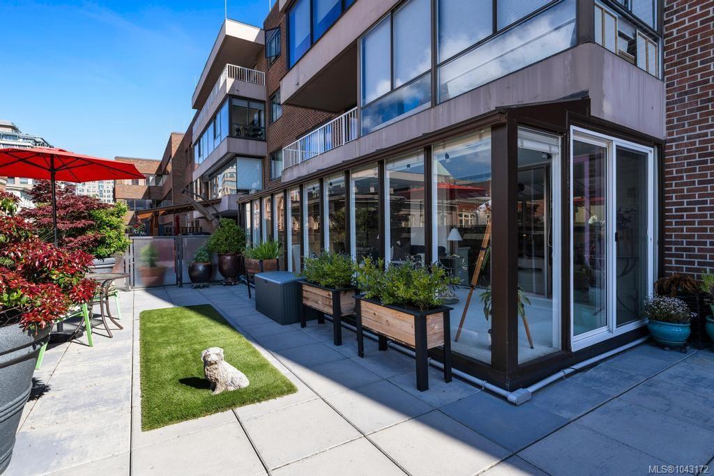 Unit 306, 525 Broughton St, Victoria