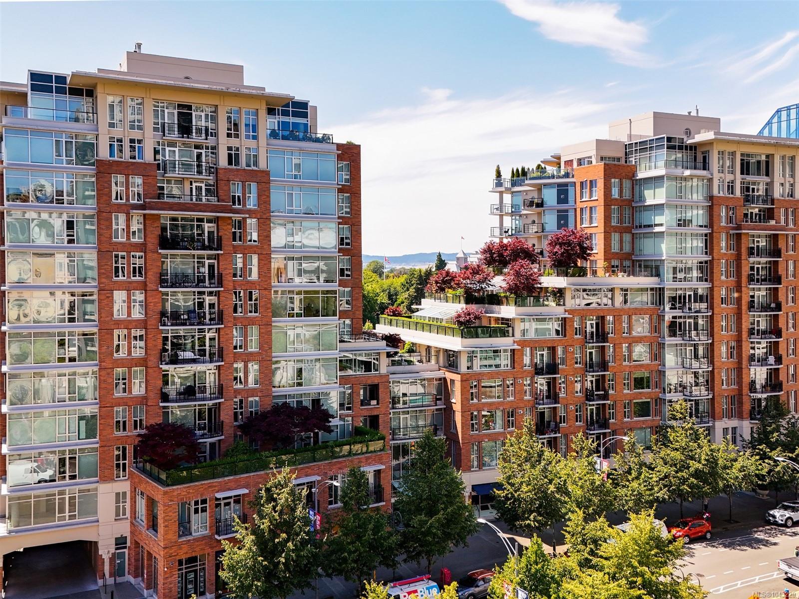 Unit S409, 737 Humboldt St, Victoria