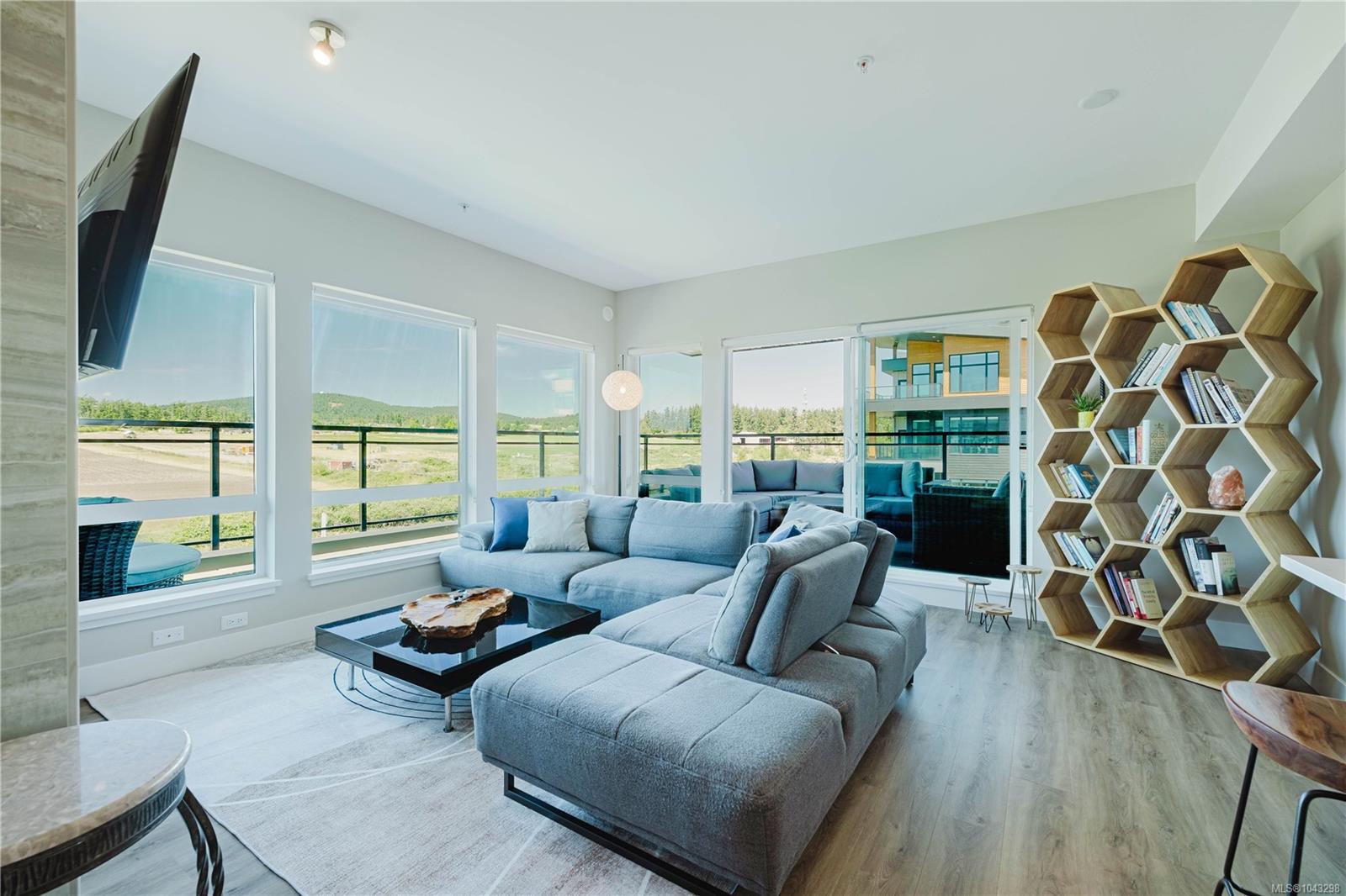 Unit 501, 2500 Hackett Cres, Central Saanich