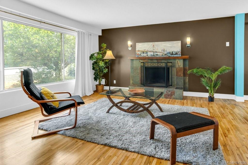 1746 & 1756 Meredith Rd, Nanaimo