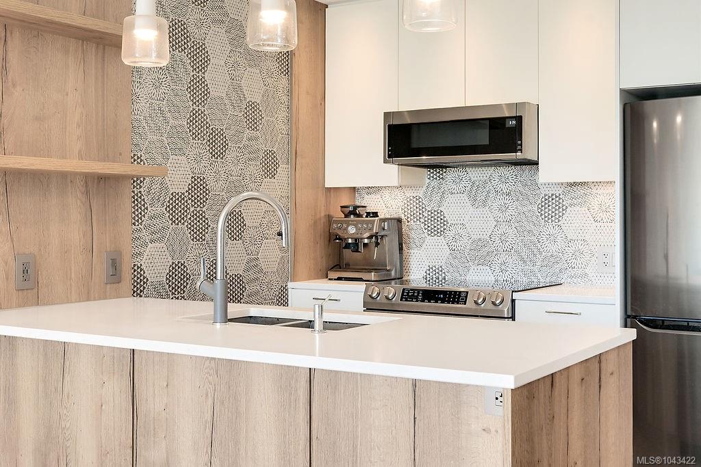 Unit 303, 1588 North Dairy Rd, Saanich