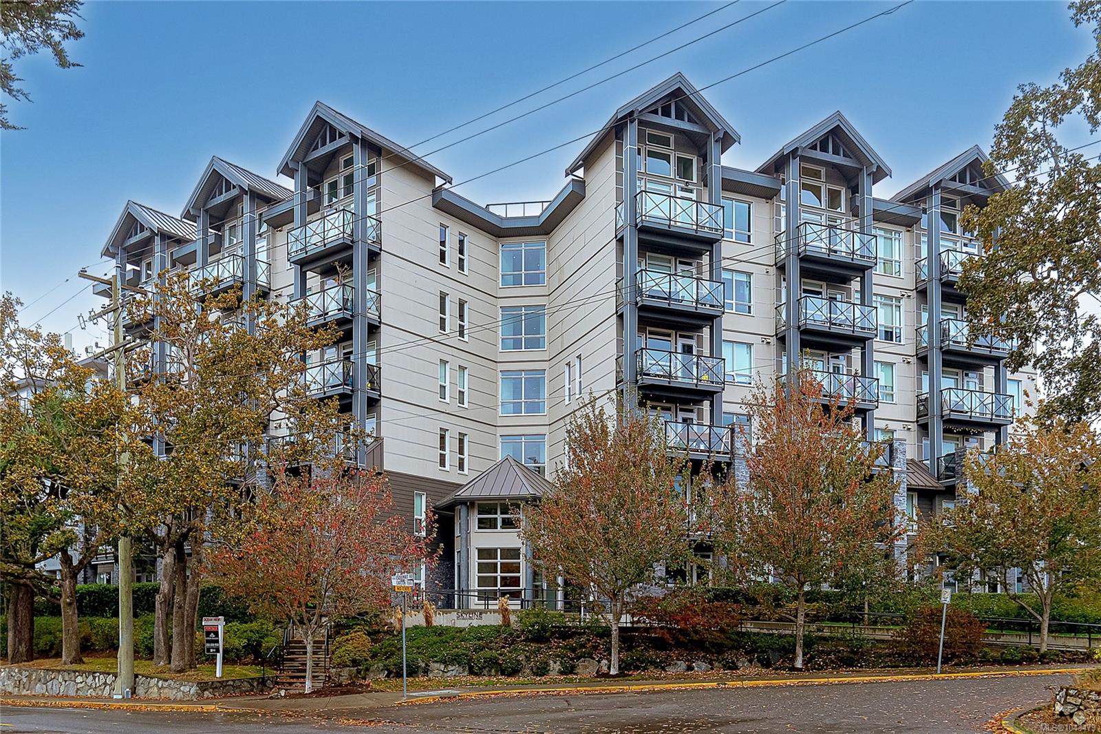 Unit 303, 924 Esquimalt Rd, Esquimalt