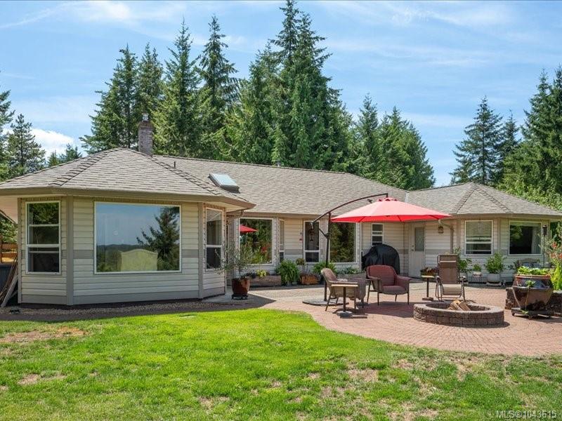1881 Galvin Pl, Qualicum Beach