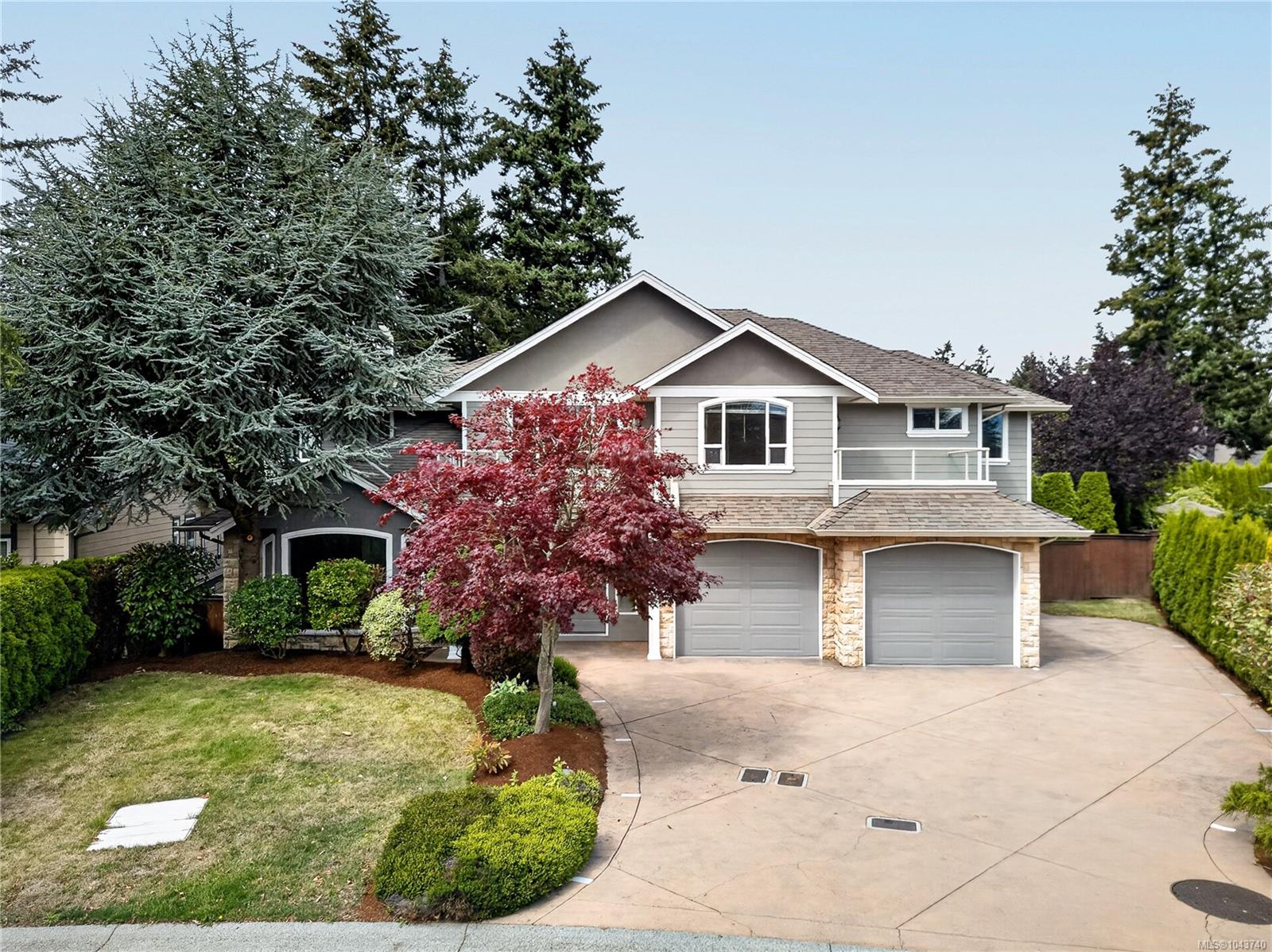 4982 La Quinta Pl, Saanich