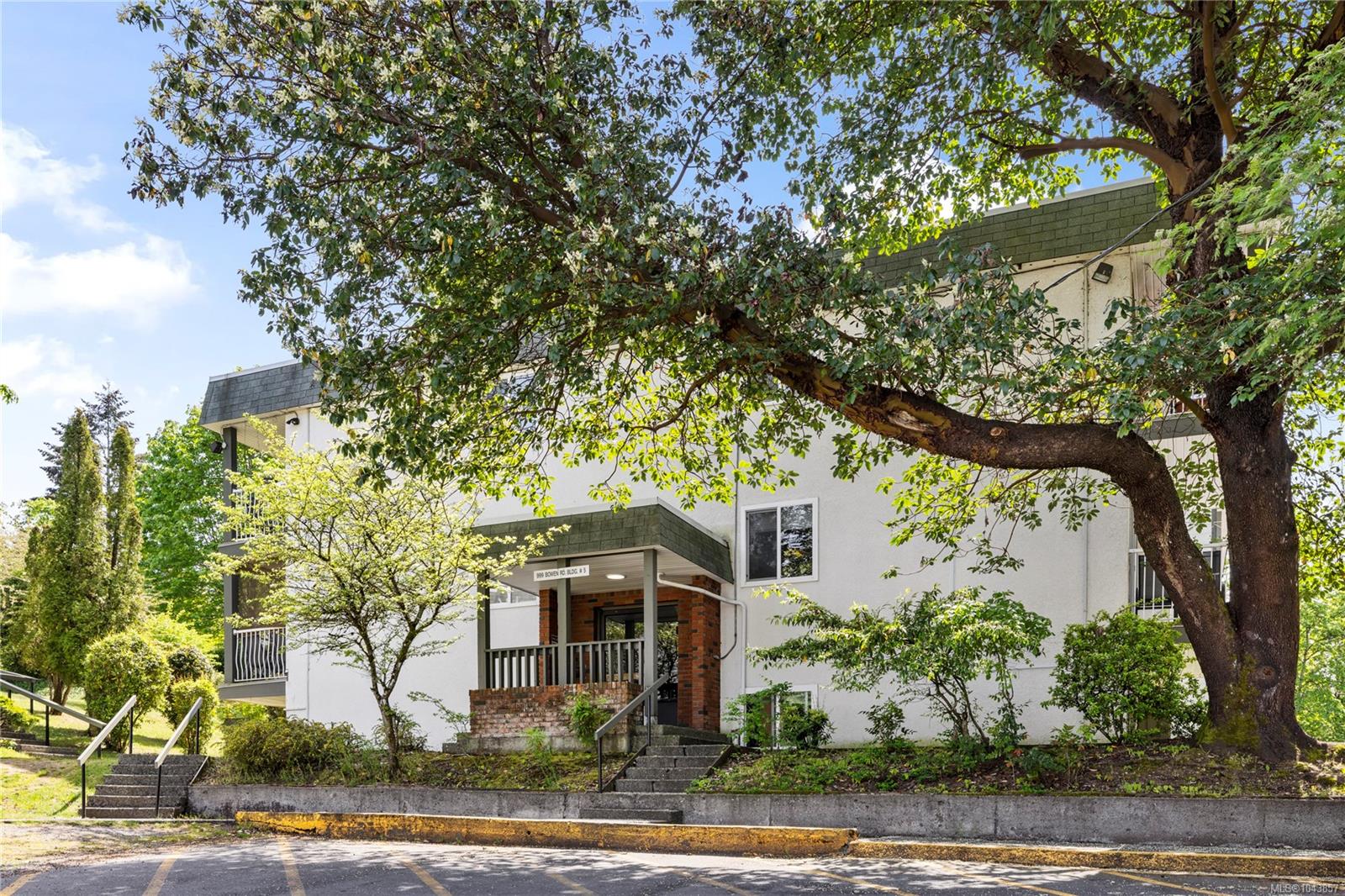 Unit 5101, 999 Bowen Rd, Nanaimo