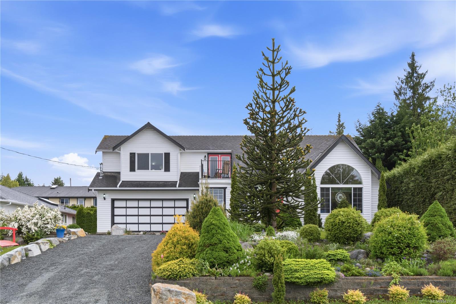 120 Hornby Pl, Qualicum Beach