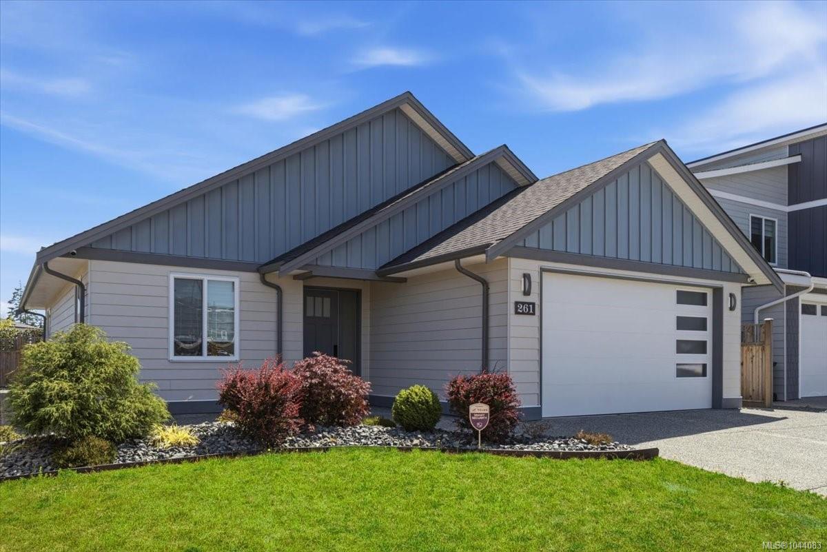 261 Dunbar Way, Parksville