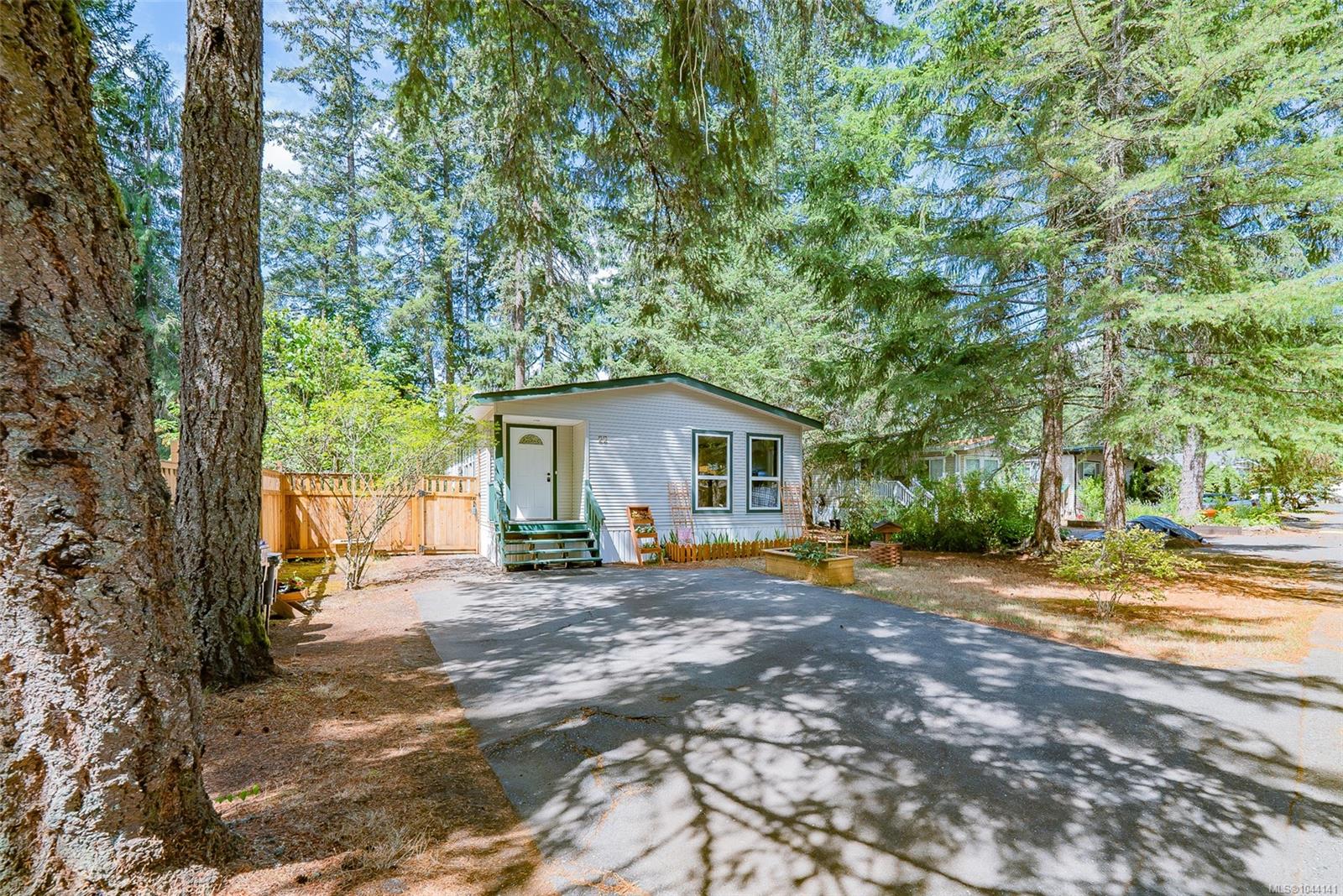 Unit 22, 1310 Spruston Rd, Nanaimo
