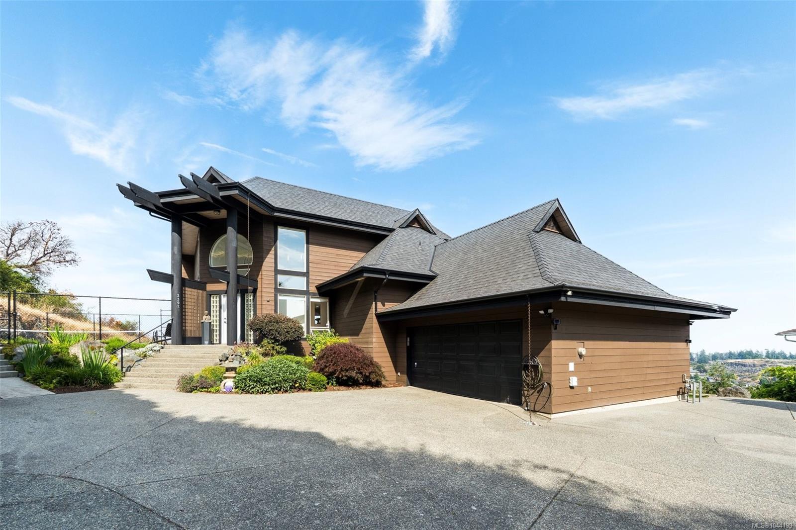 3392 Haida Dr, Colwood