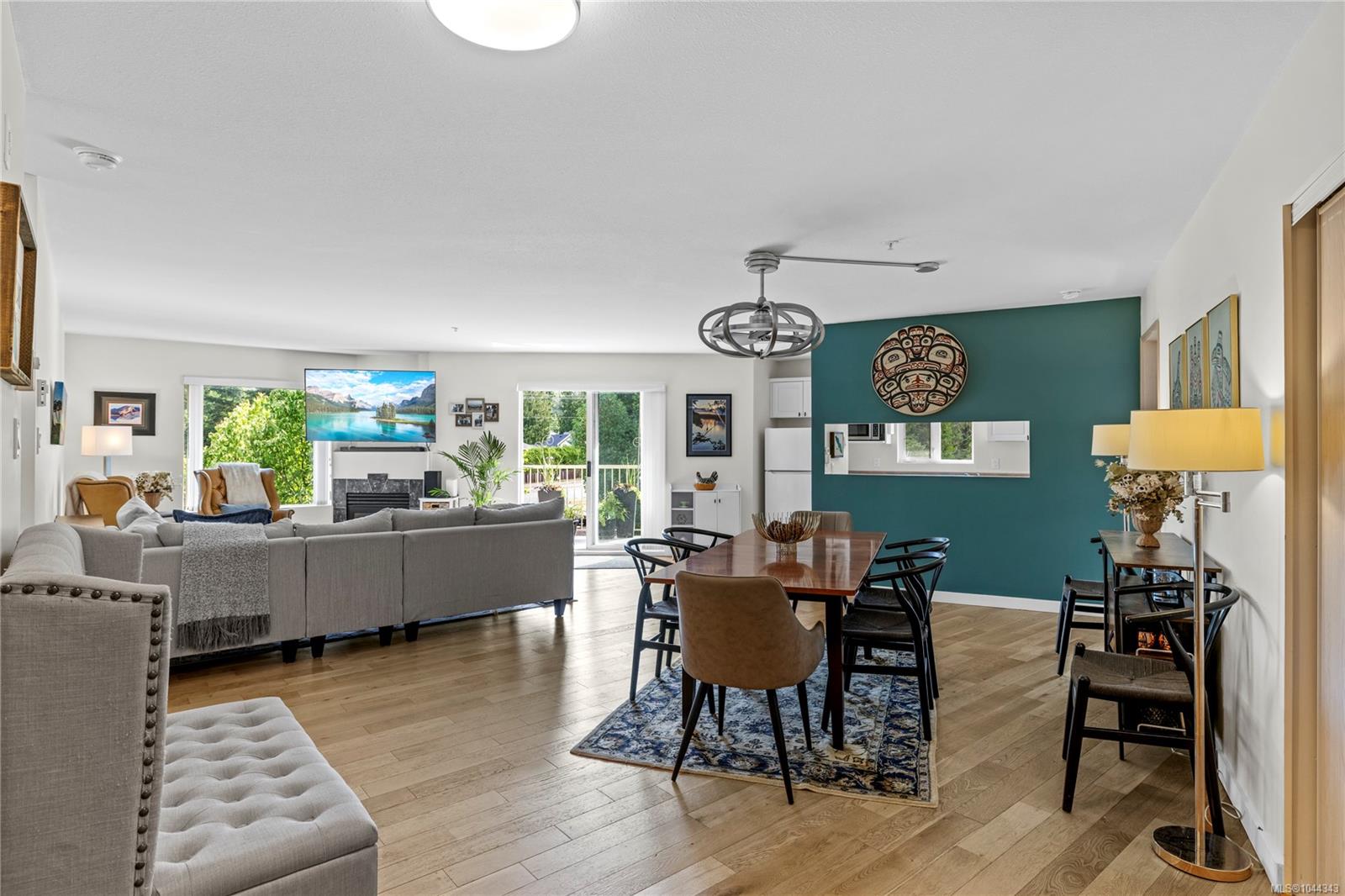 Unit 409, 4971 Songbird Pl, Nanaimo