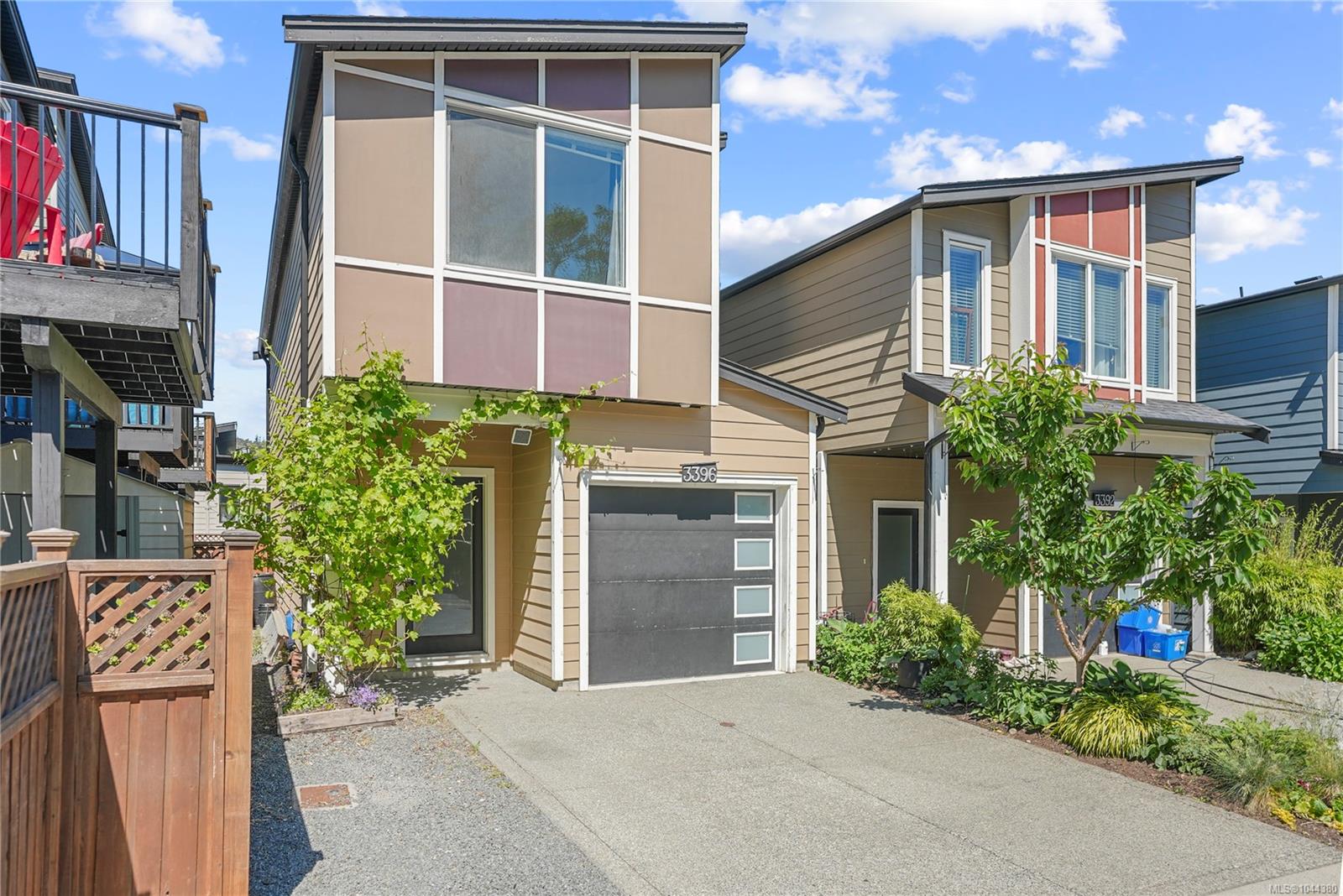 3396 Crossbill Terr, Langford
