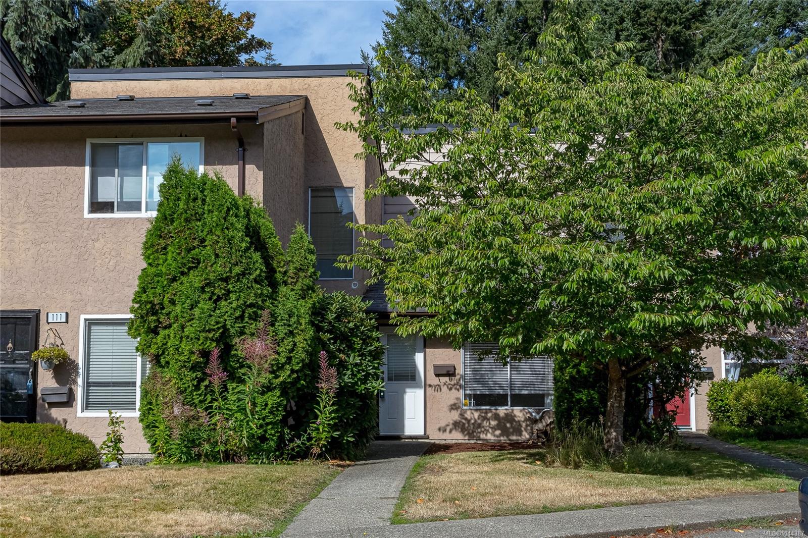 Unit 112, 2860 Sooke Lake Rd, Langford