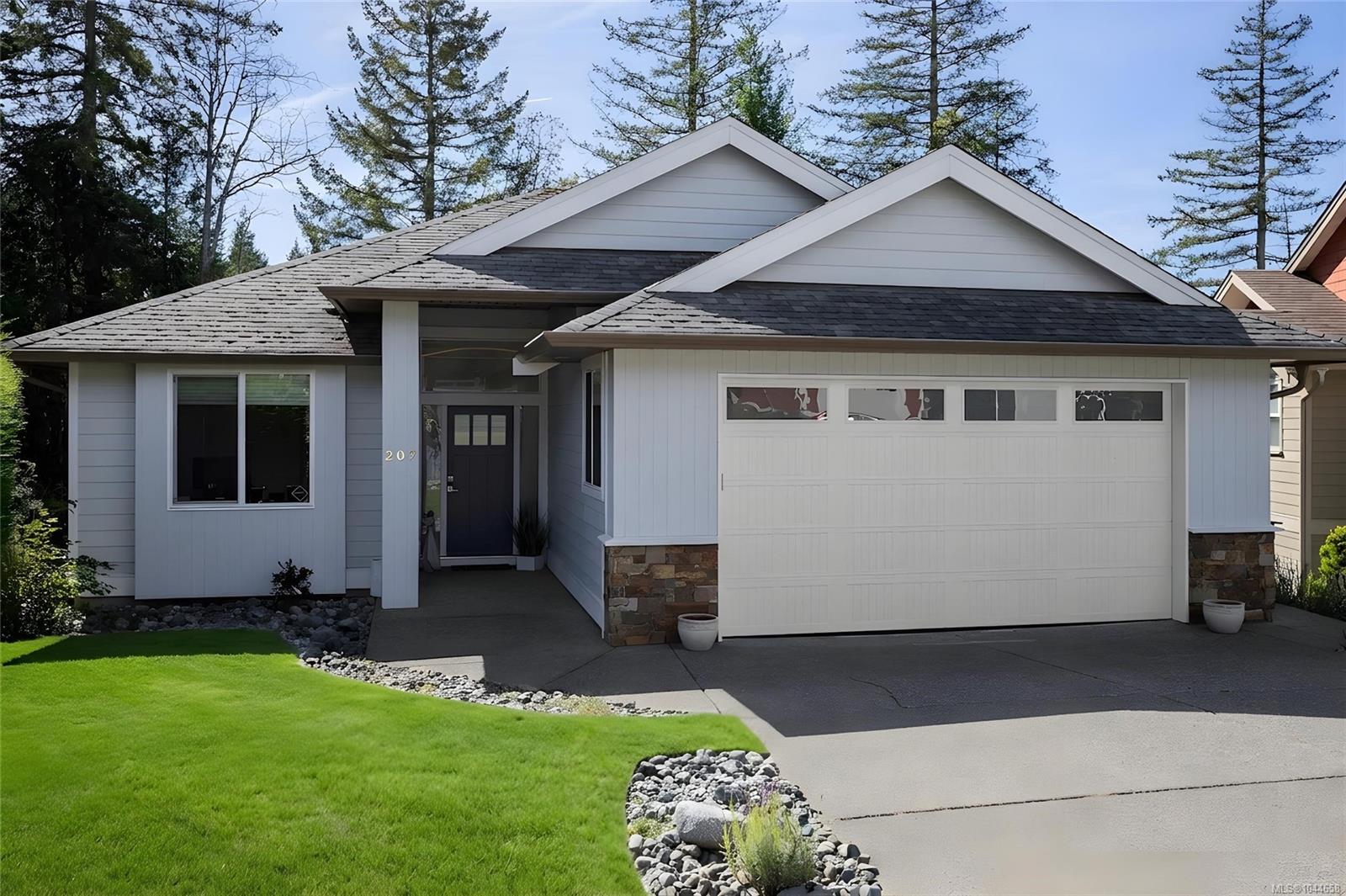 207 LINSTEAD Pl, Nanaimo