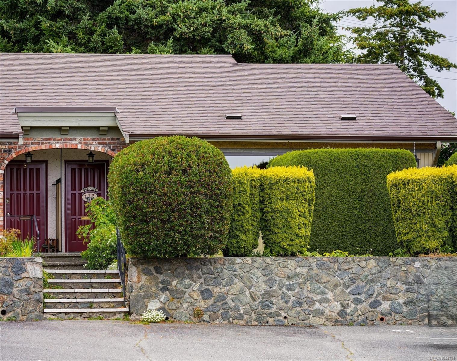 Unit 7, 3968 Cedar Hill Rd, Saanich