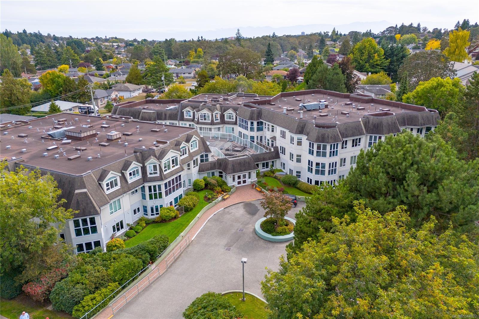 Unit 409, 1521 Church Ave, Saanich