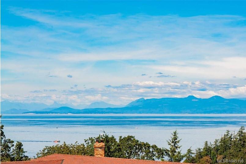 3588 Oakridge Dr, Nanaimo