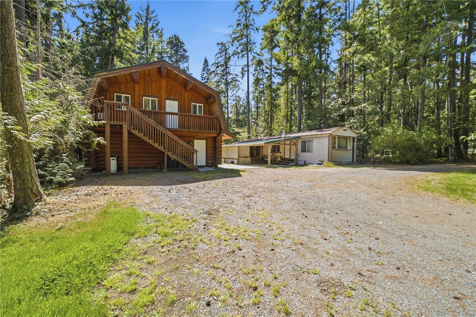 700 Fern Rd, Qualicum Beach