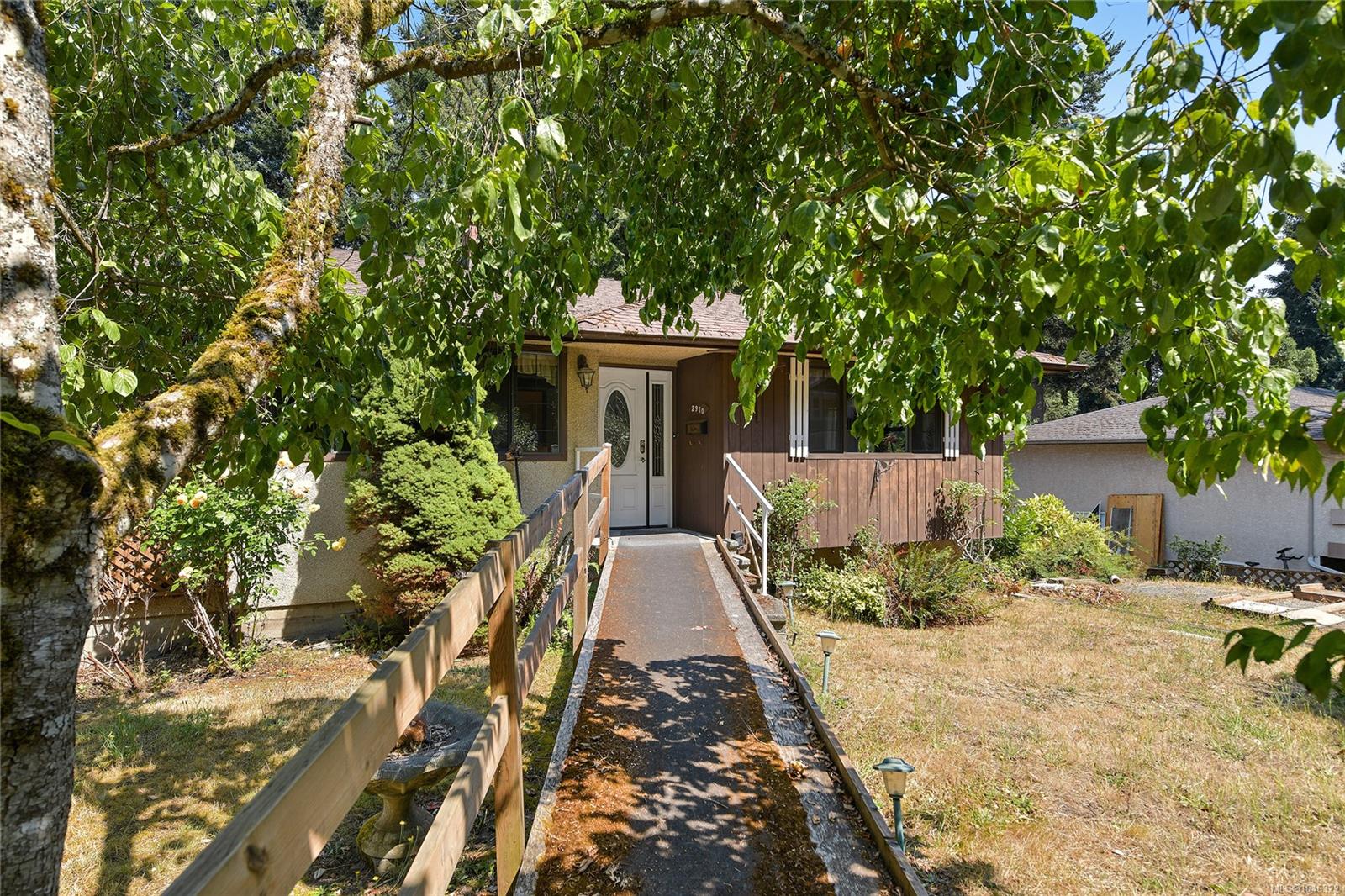 2970 Glen Lake Rd, Langford