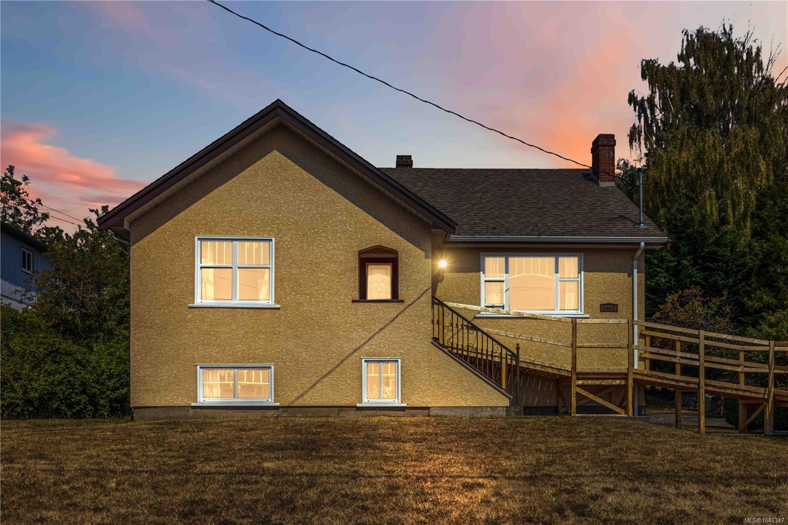 3441 Lovat Ave, Saanich