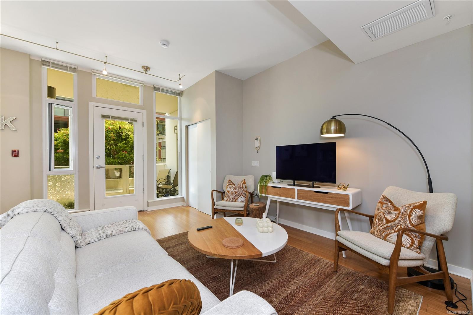 Unit 111, 373 Tyee Rd, Victoria