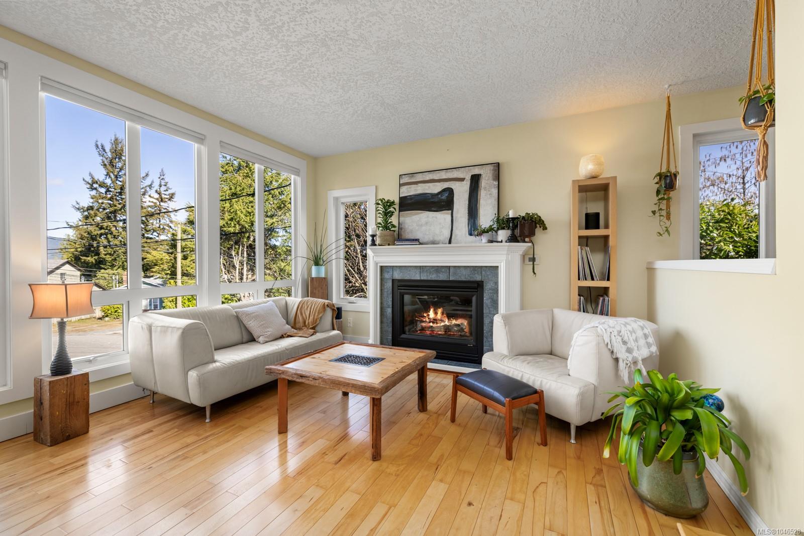 3223 Sedgwick Dr, Colwood