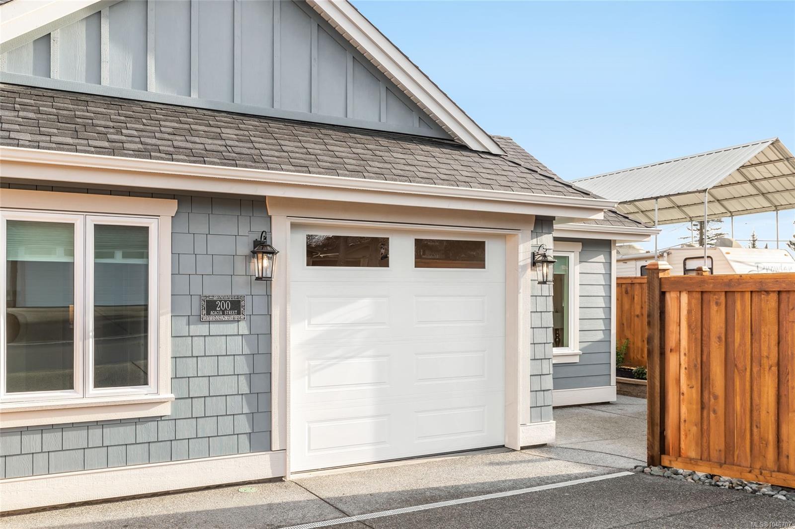 410 Hummingbird Pl, Parksville