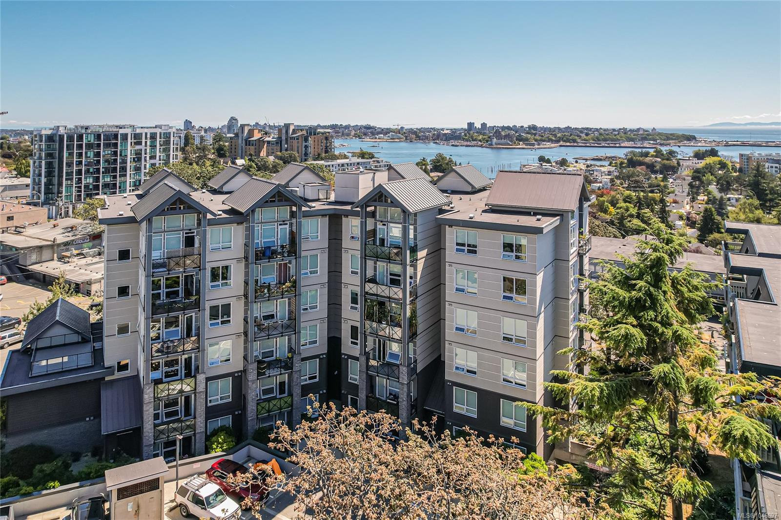 Unit 502, 924 Esquimalt Rd, Esquimalt