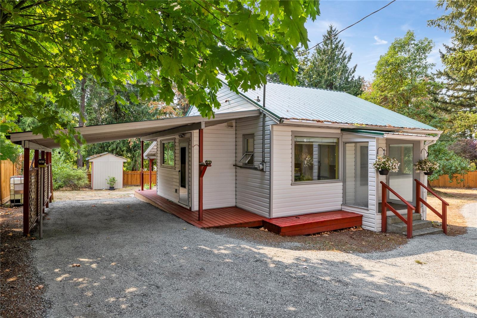 1987 Cedar Rd, Nanaimo