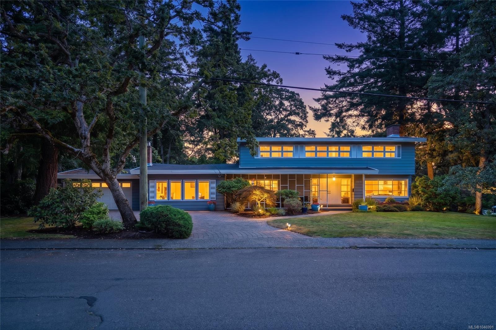 3459 Plymouth Rd, Oak Bay