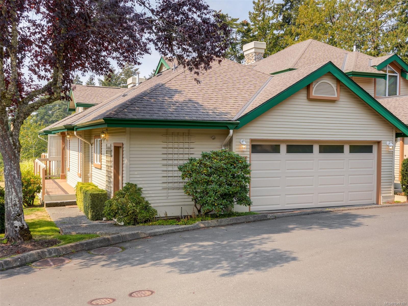 Unit 77, 530 Marsett Pl, Saanich