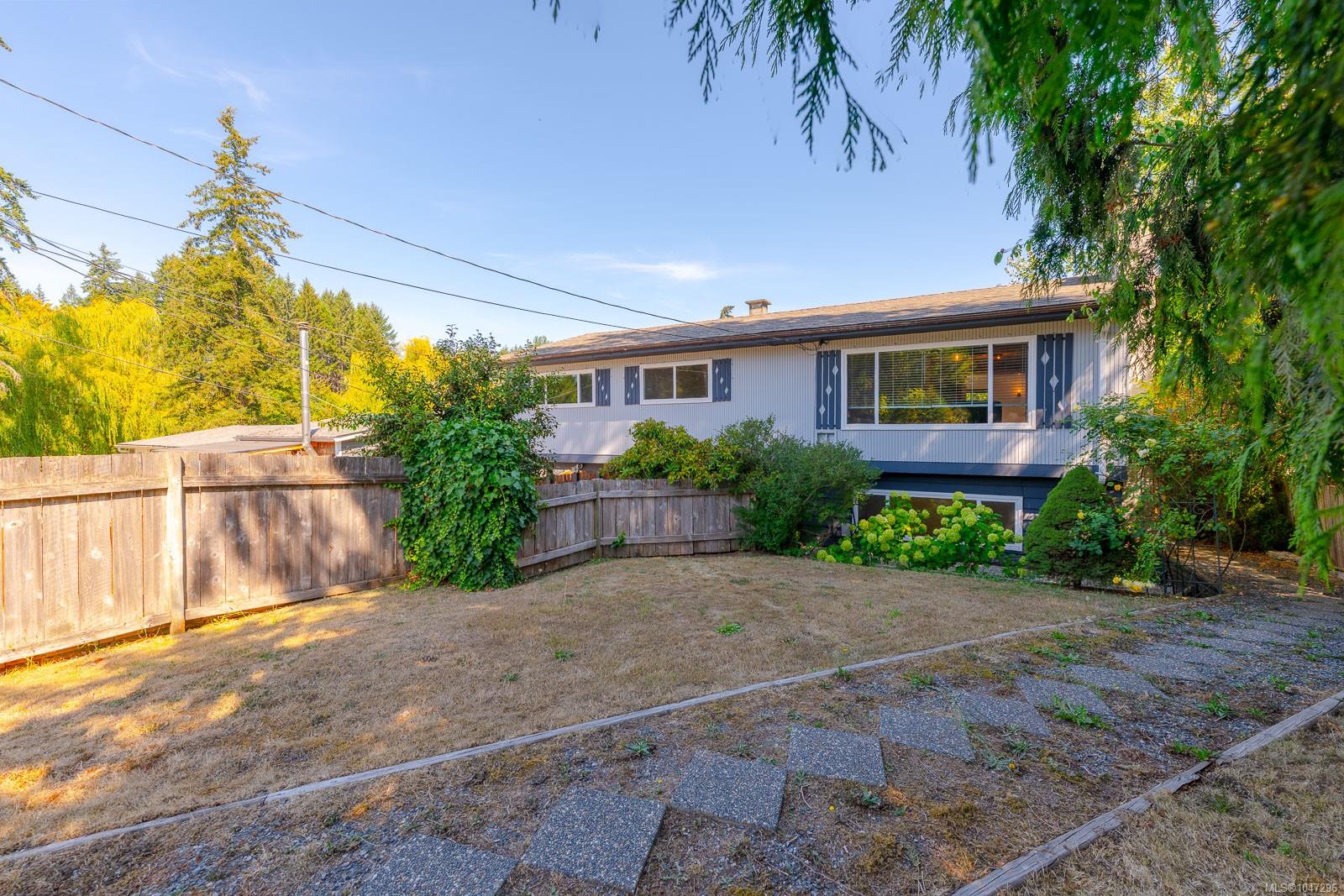 1574 MacMillan Rd, Nanaimo