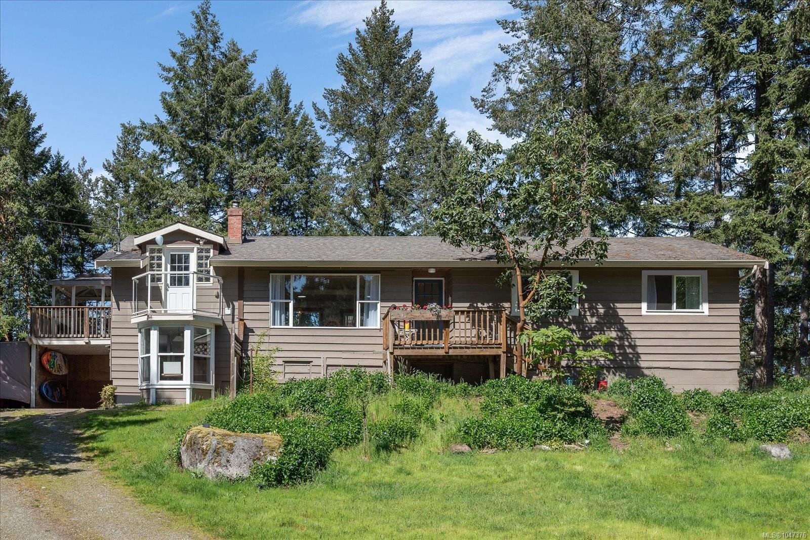 3837 Yellow Point Rd, Ladysmith