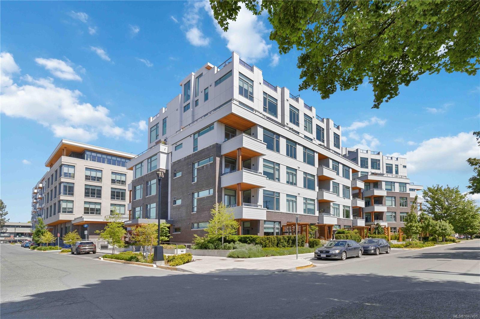 Unit 601, 501 Park Pl, Esquimalt