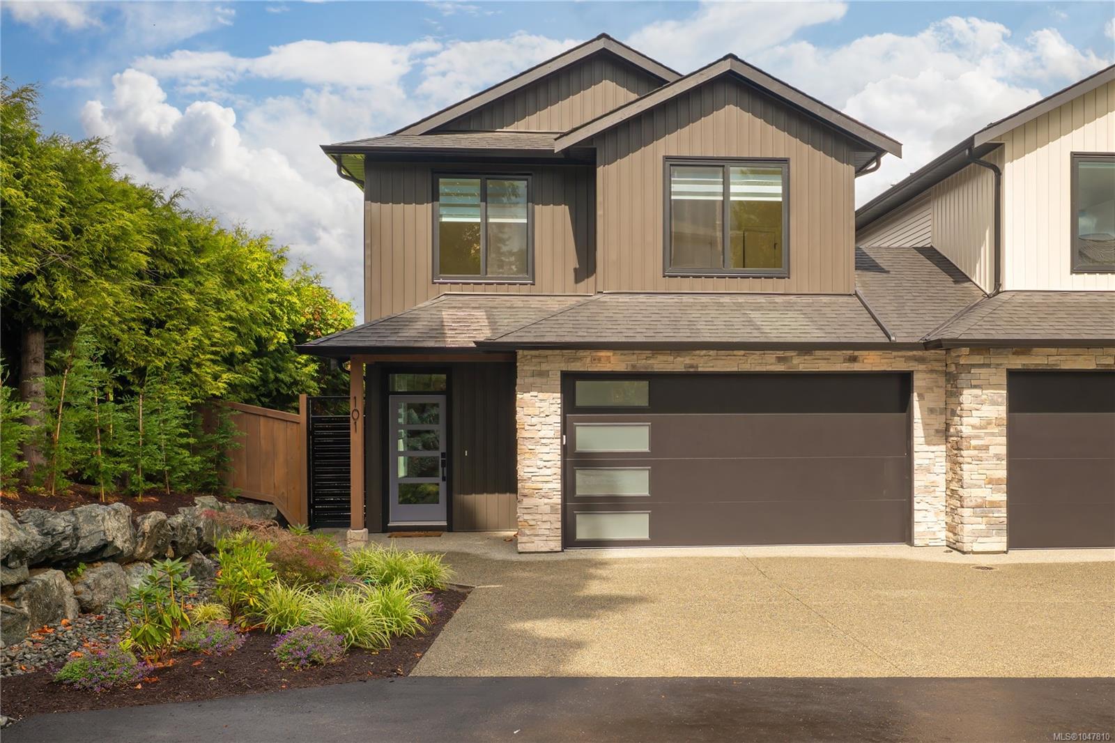 Unit 101, 2302 Arbot Rd, Nanaimo