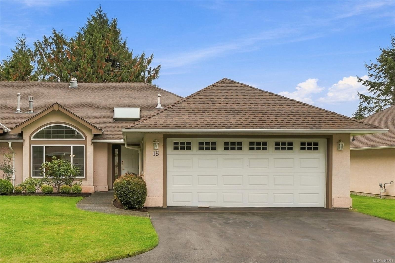 Unit 16, 850 Arbutus St, Qualicum Beach