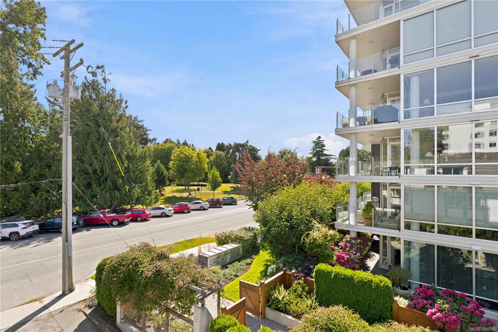 Unit 2, 210 Douglas St, Victoria