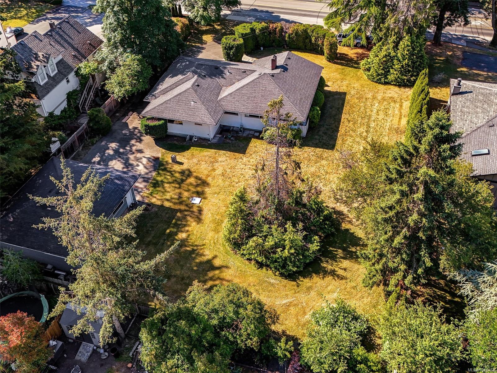 1716 Feltham Rd, Saanich