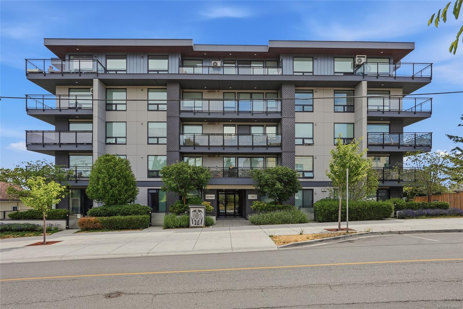 Unit 104, 119 Haliburton St, Nanaimo