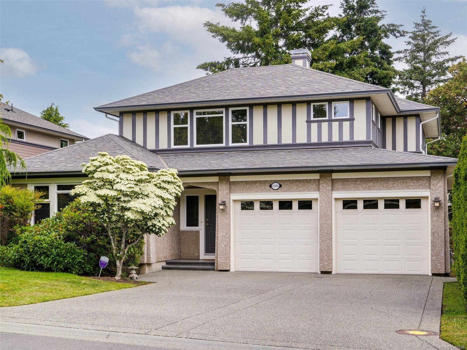 2286 Hazelton Pl, Saanich