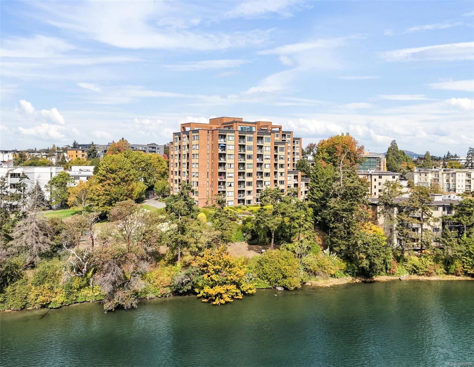 Unit 309, 105 Gorge Rd, Victoria