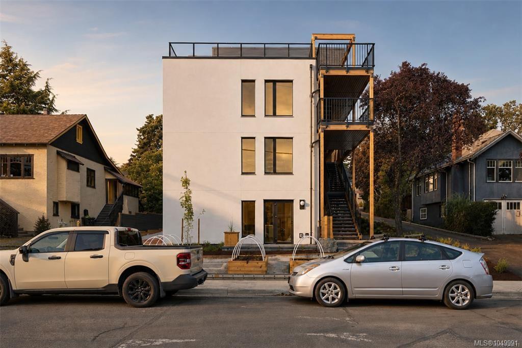 Unit 2, 958 Wollaston St, Esquimalt