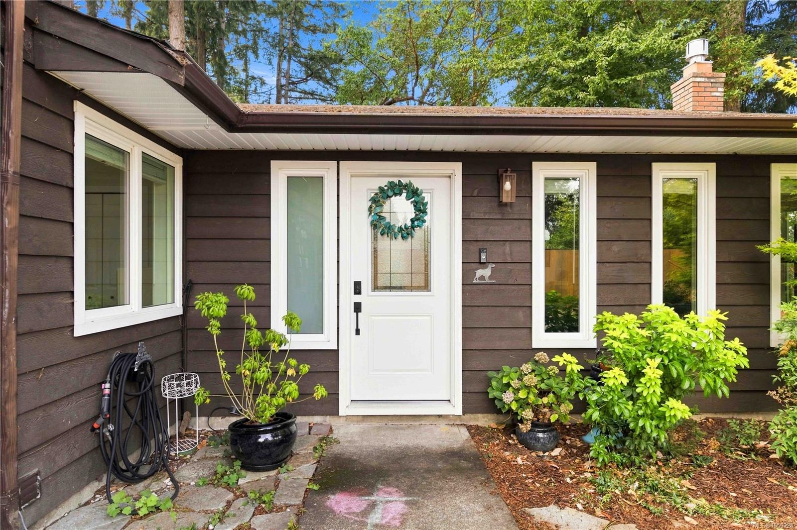 Unit B, 2319 Sooke Rd, Colwood