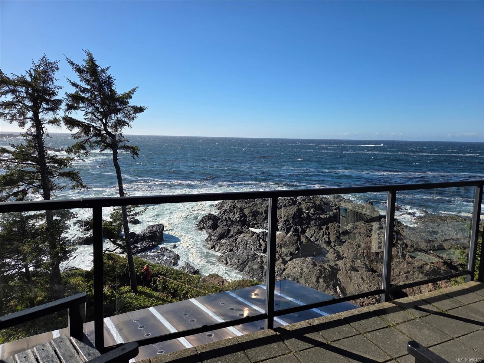 596 Marine Dr, Ucluelet