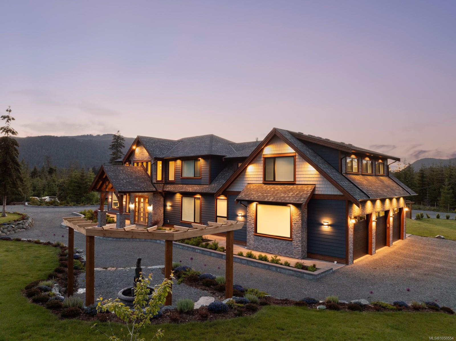 2833 Woodcroft Pl, Shawnigan Lake
