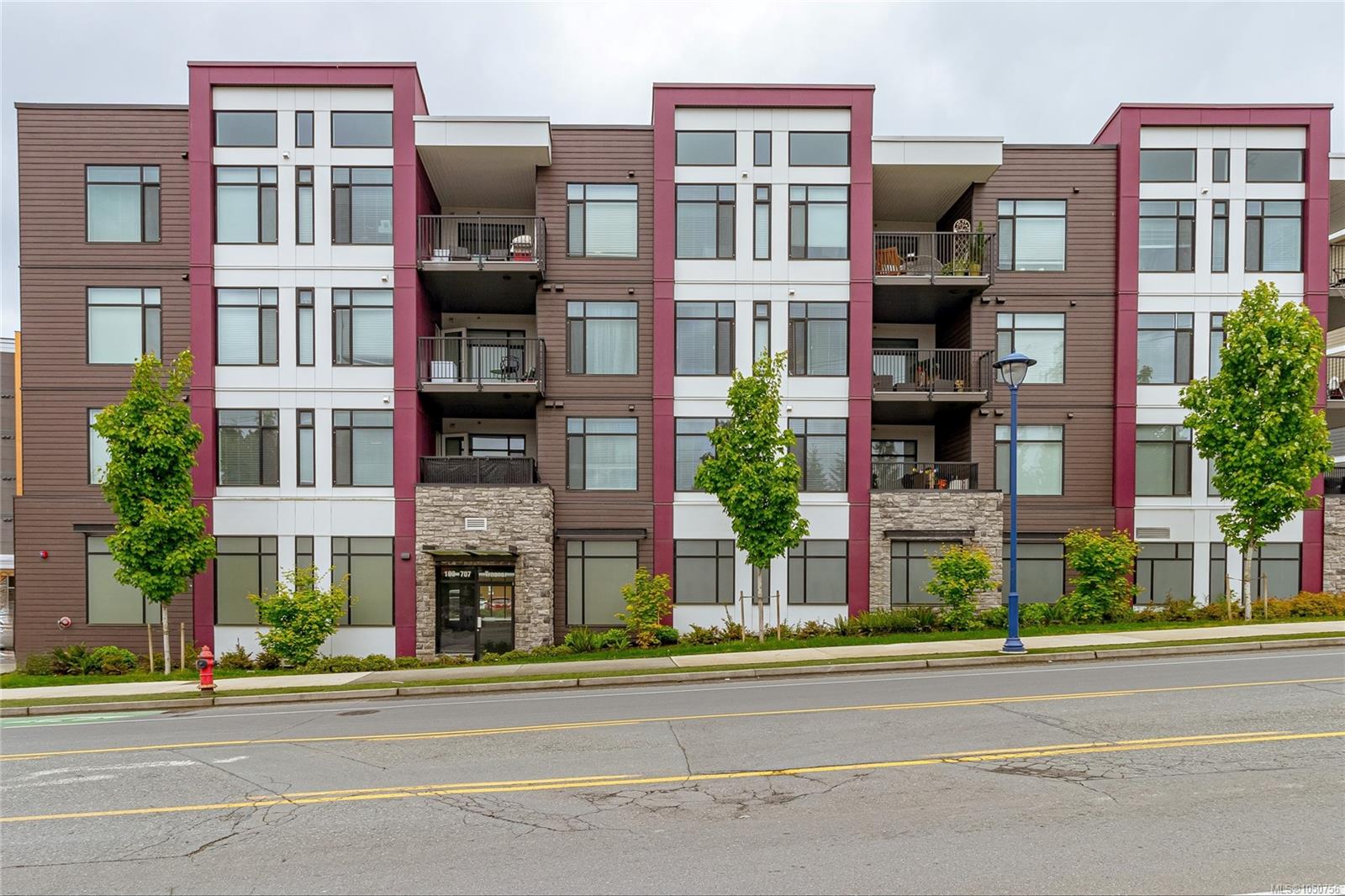 Unit 207, 707 Treanor Ave, Langford