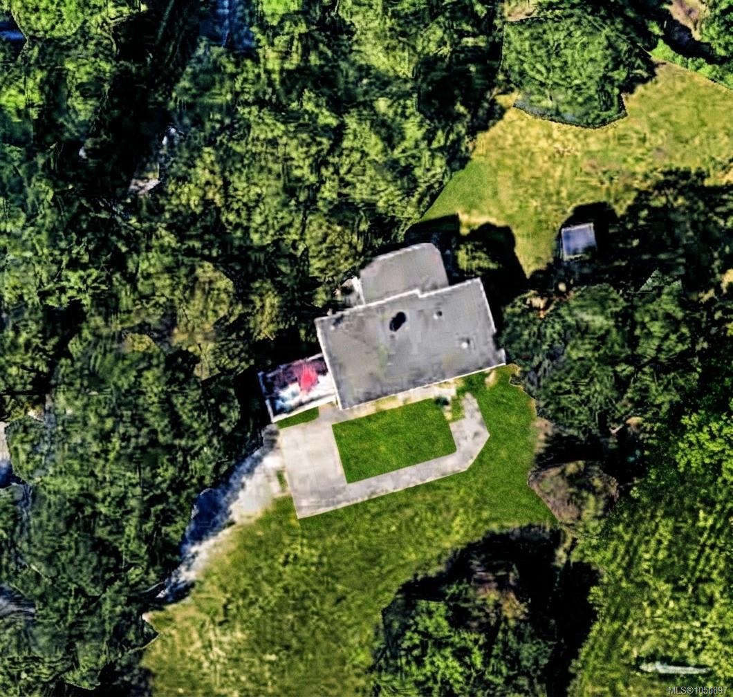 4589 Scarborough Rd, Saanich