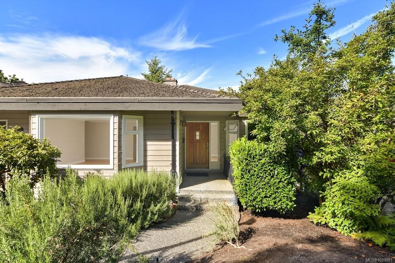 Unit 109, 2829 Arbutus Rd, Saanich