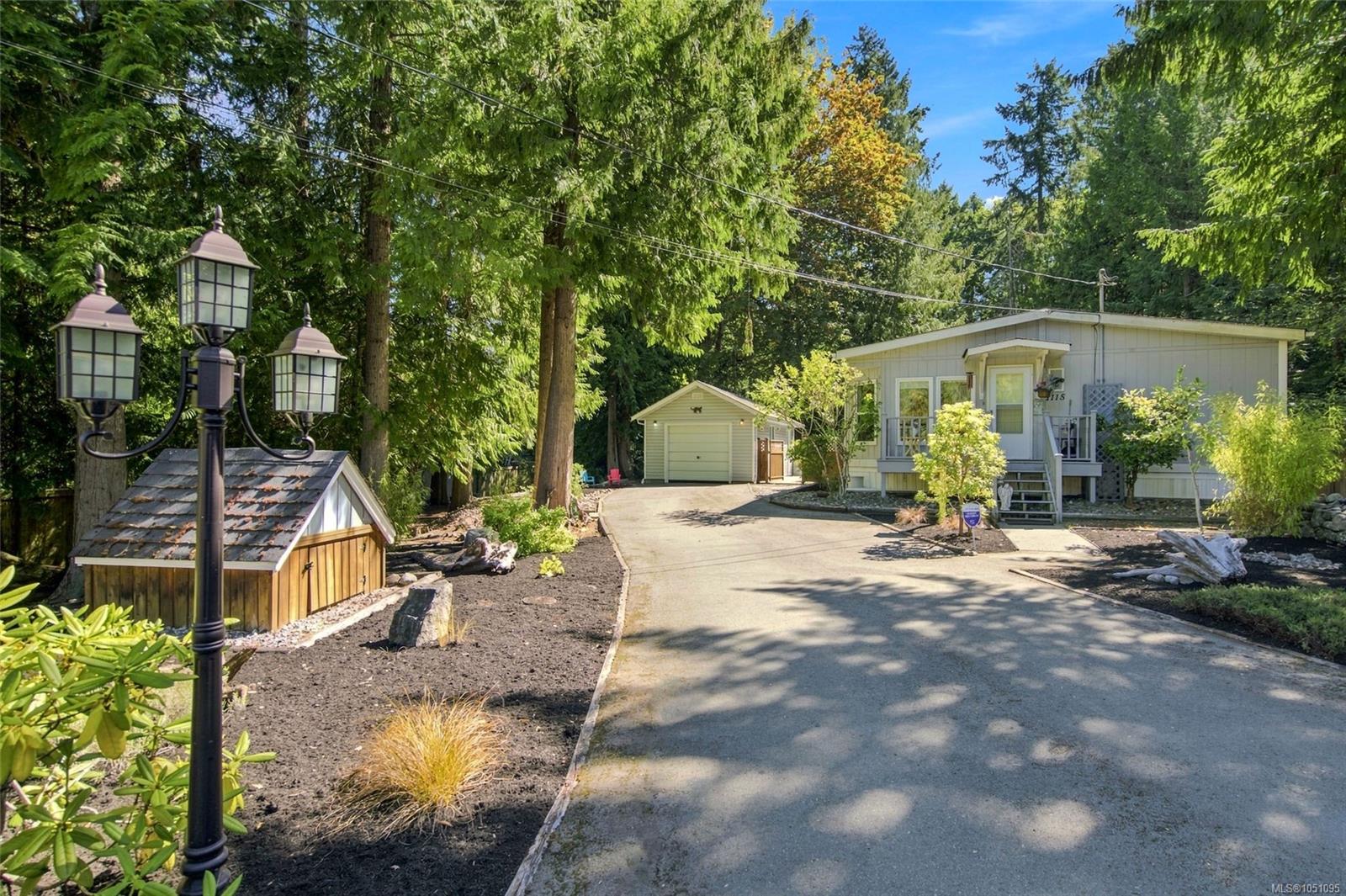1115 Symons Cres, Qualicum Beach