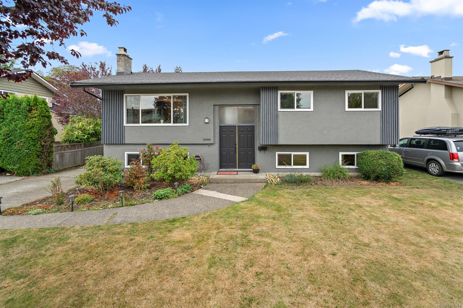 3988 Larchwood Dr, Saanich